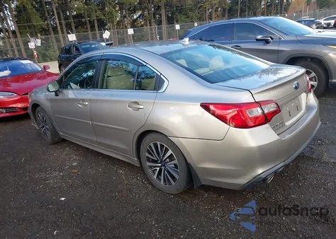 2018 Subaru Legacy 2.5I Premium из США, поврежденный, VIN 4S3BNAC69J3008758
